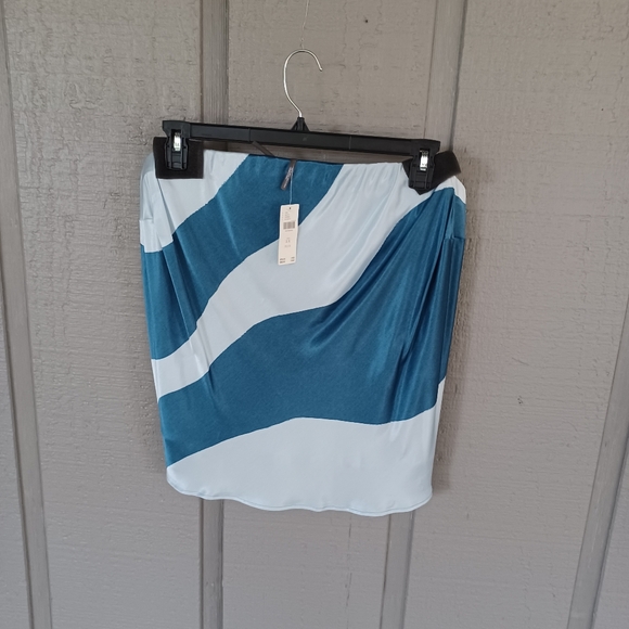 Anthropologie Silky Waves Strapless Blouse Size Size 2X Women Viscose Pullover - Picture 2 of 10